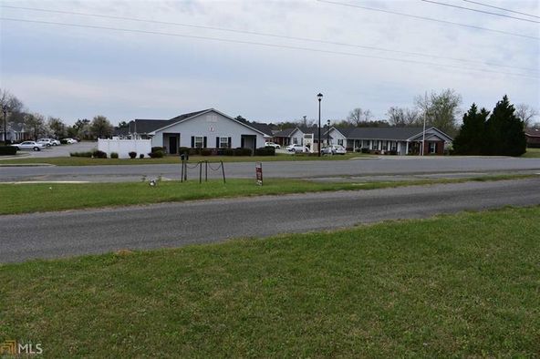 1806 Edwina Dr, Vidalia, GA 30474